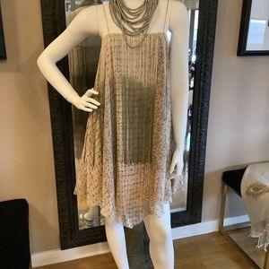 Women’s dress